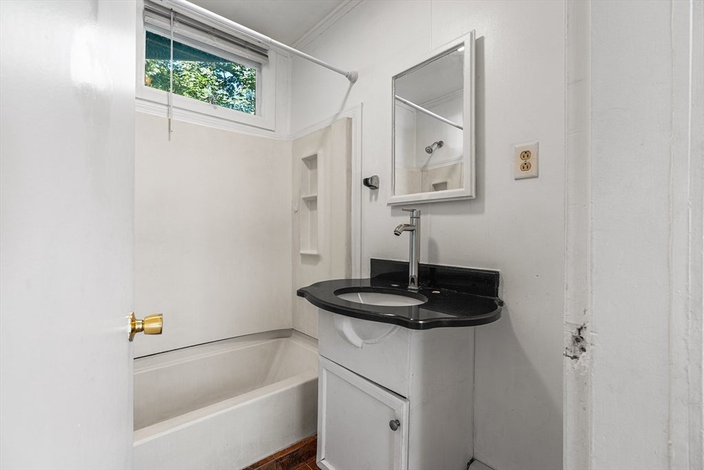56 Park St, Hudson, MA, 56 Park St, Hudson, MA Photo #12