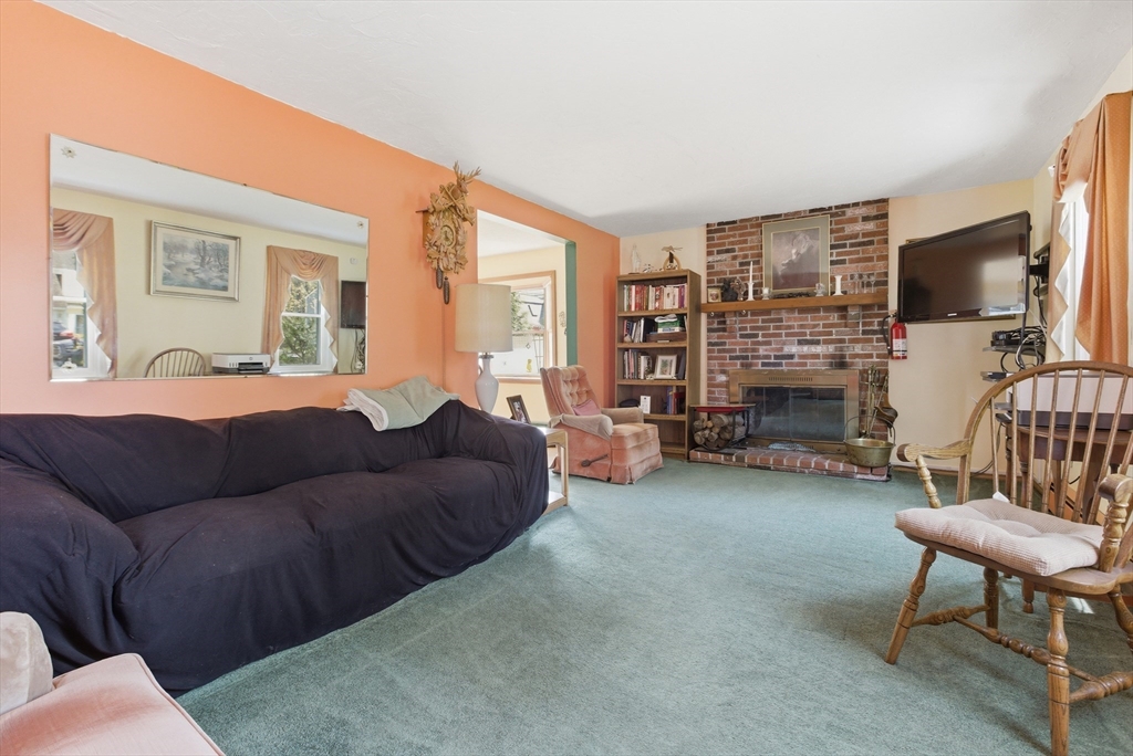 19 Mockingbird Ln