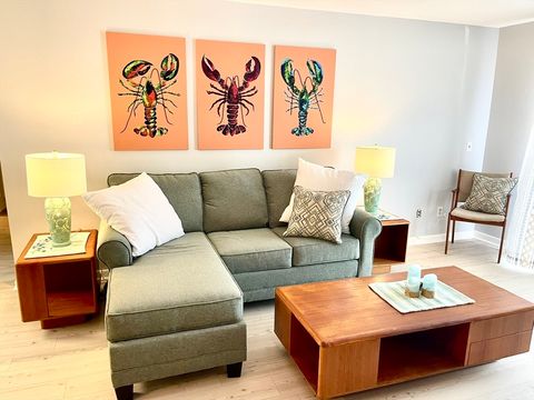 Photo of 44 Lexington Ave #4, Gloucester, MA 01930 (MLS # 73458205)