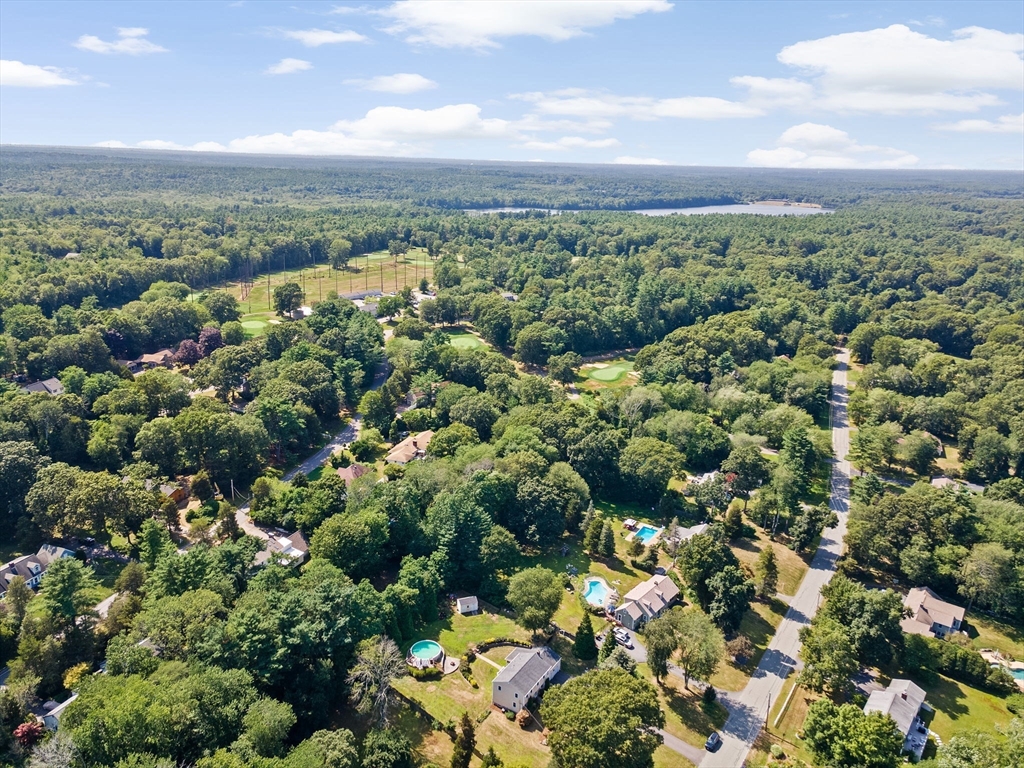 7 Old Powder House Road