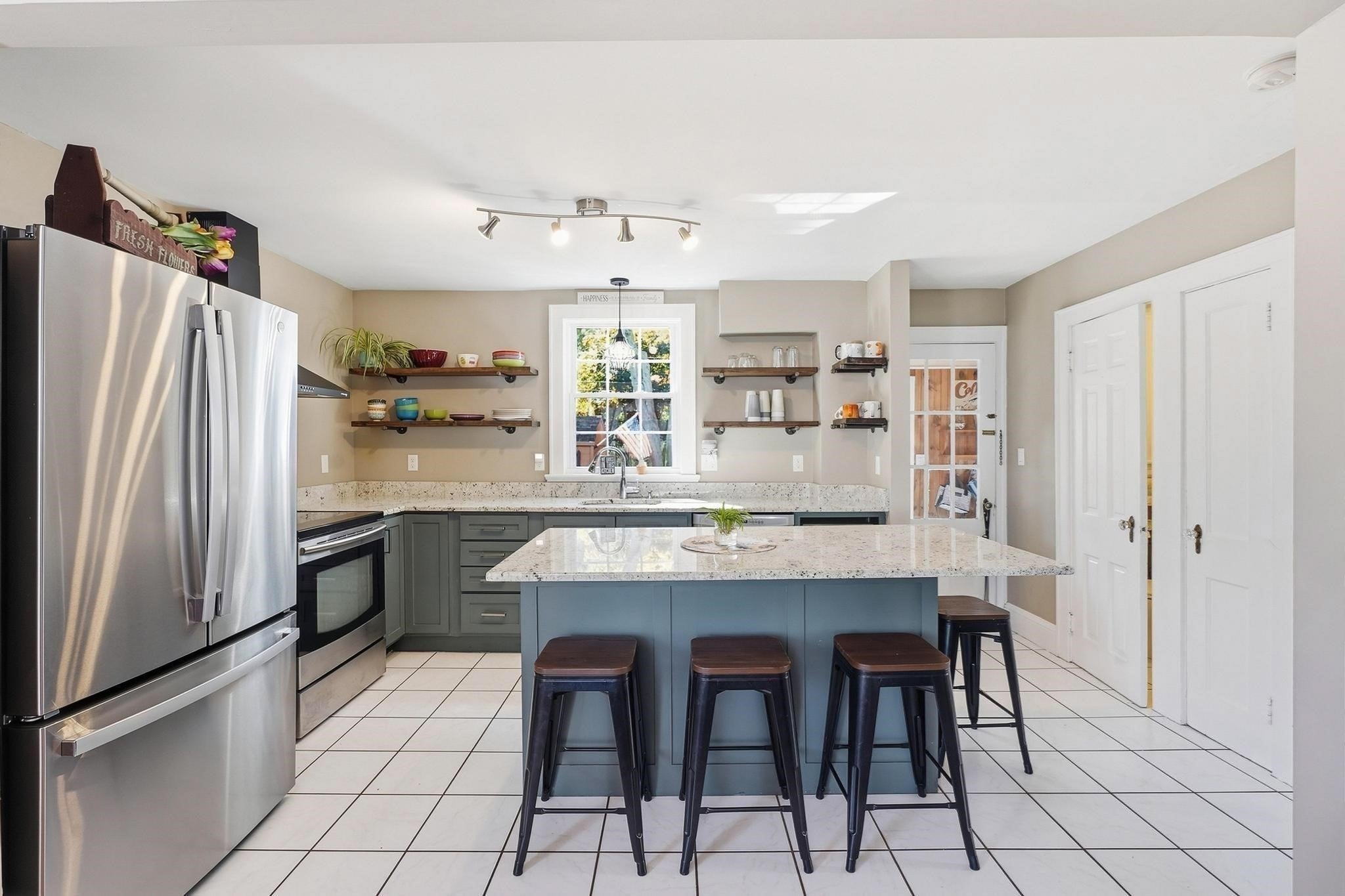 30 Hilldale Rd, Weymouth, MA, 30 Hilldale Rd, Weymouth, MA Photo #15