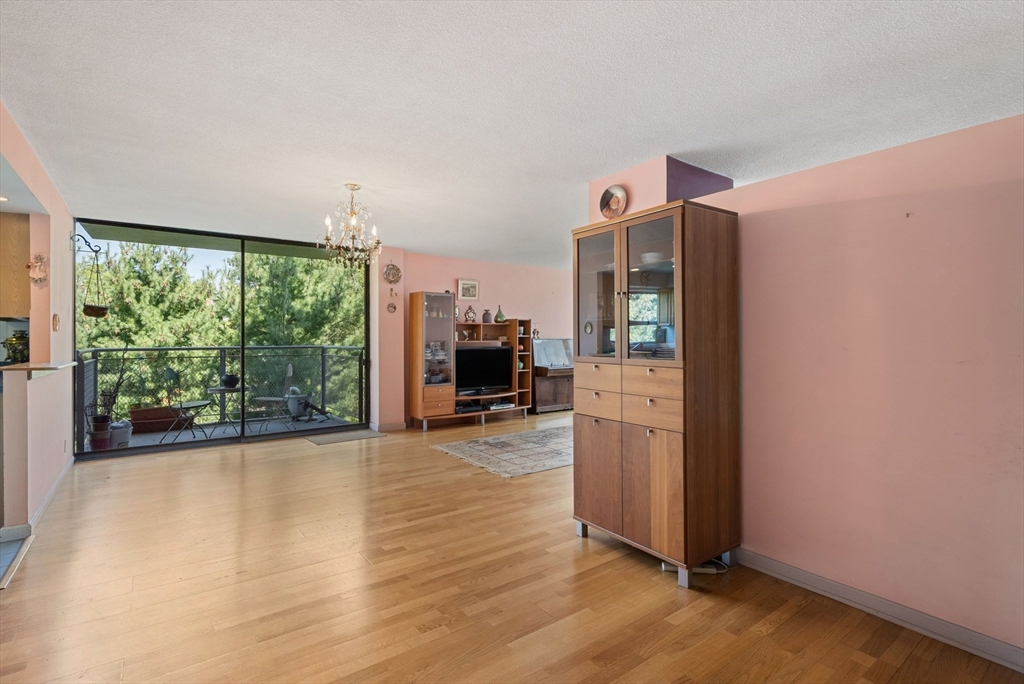 80 Park St 55