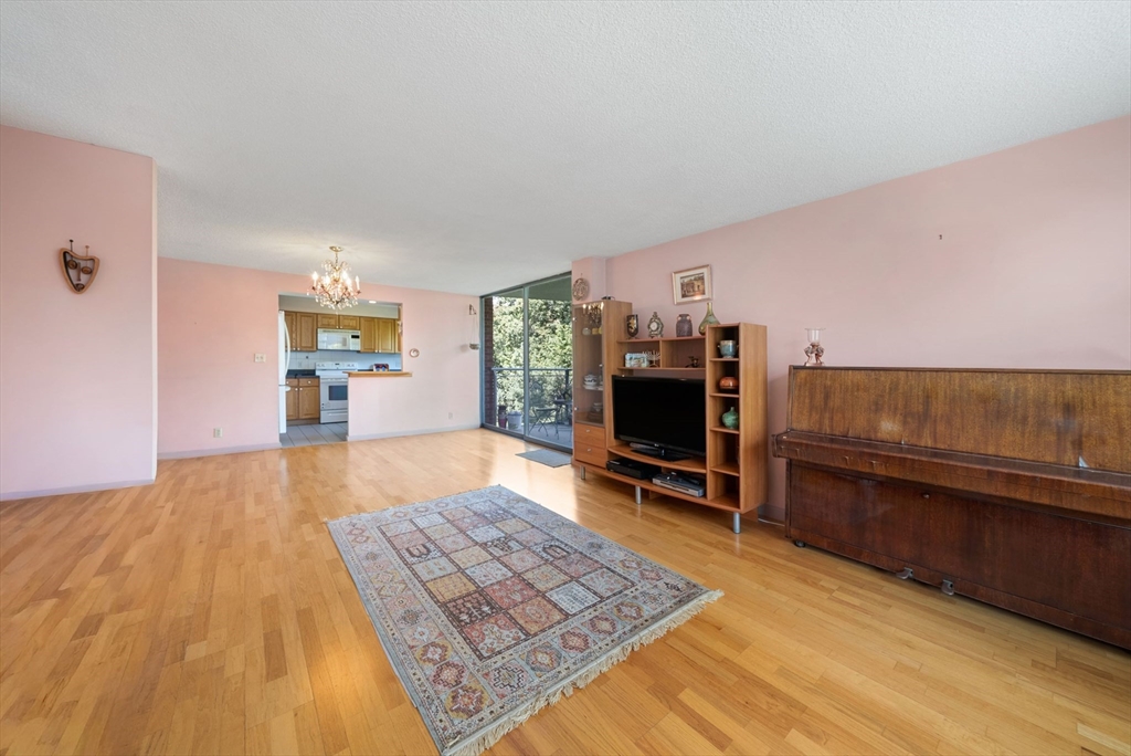 80 Park St 55