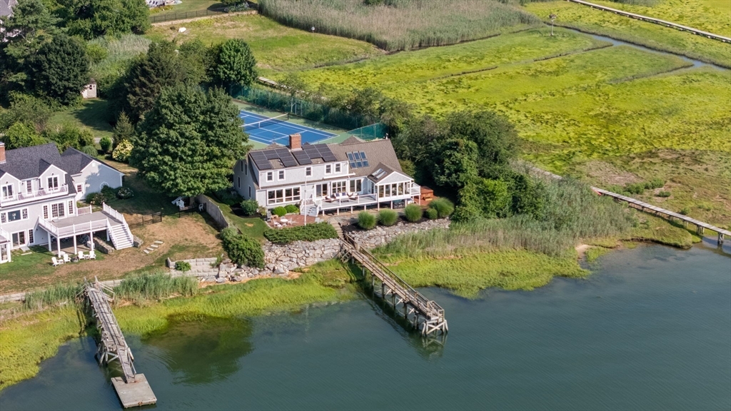 66 Seabury Point Road