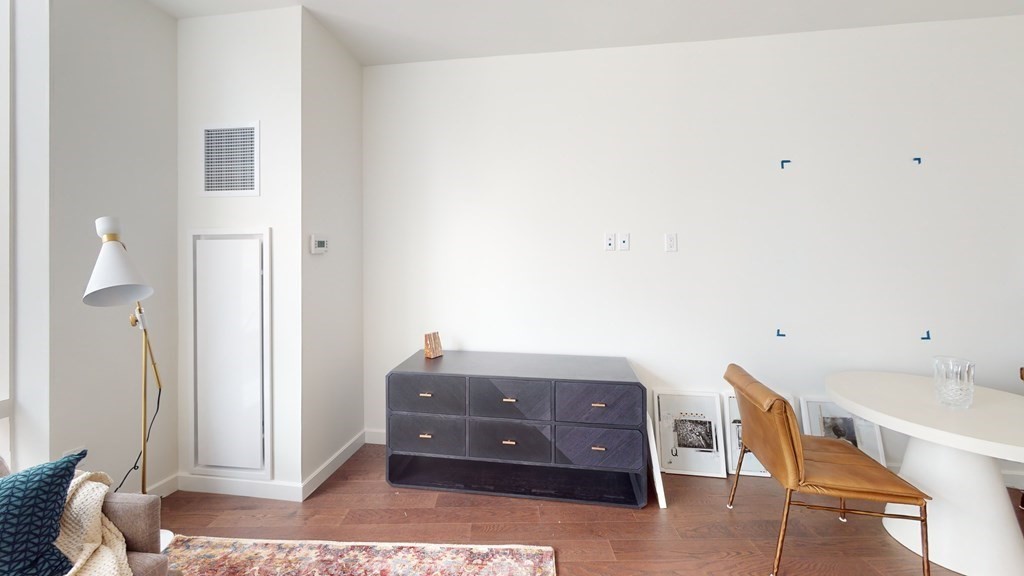 430 Stuart St 1501