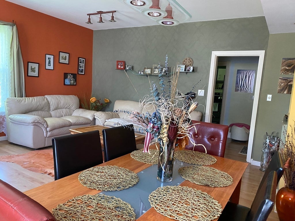 24 Lawrence Street #24, Woburn, MA Photo #4