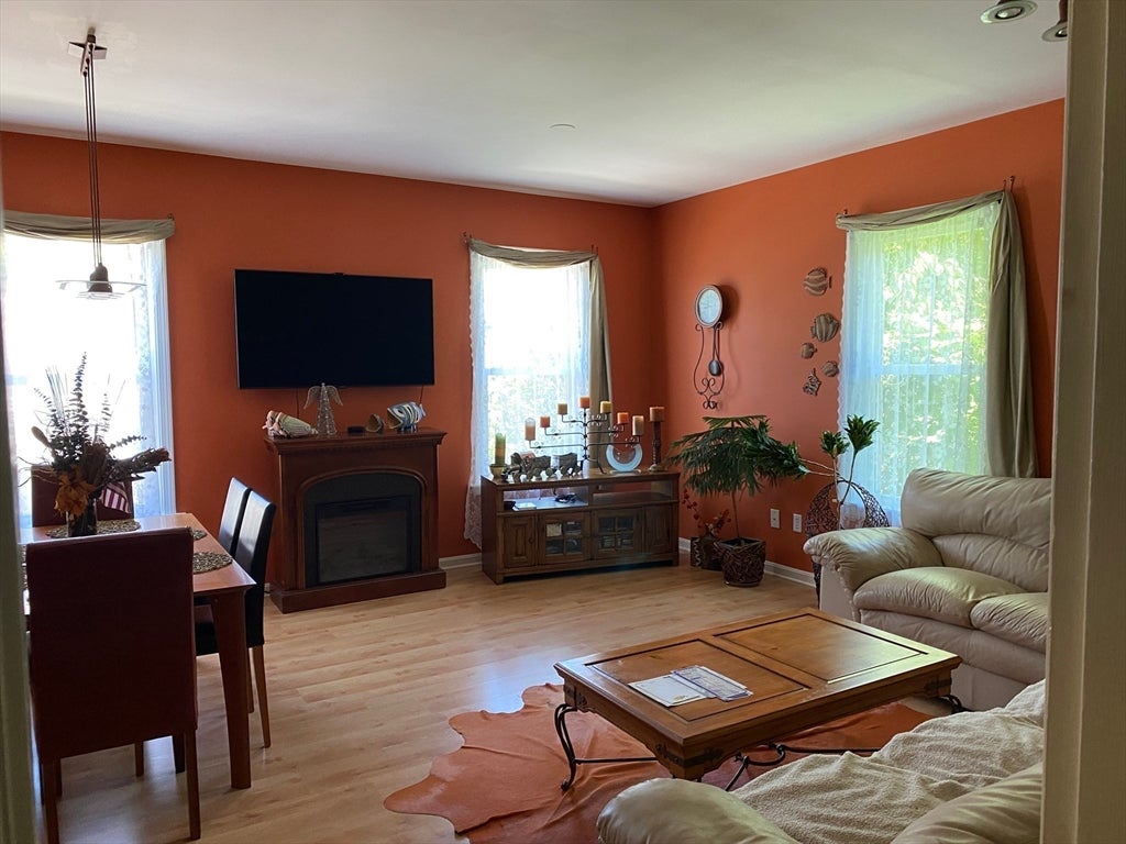 24 Lawrence Street #24, Woburn, MA Photo #3