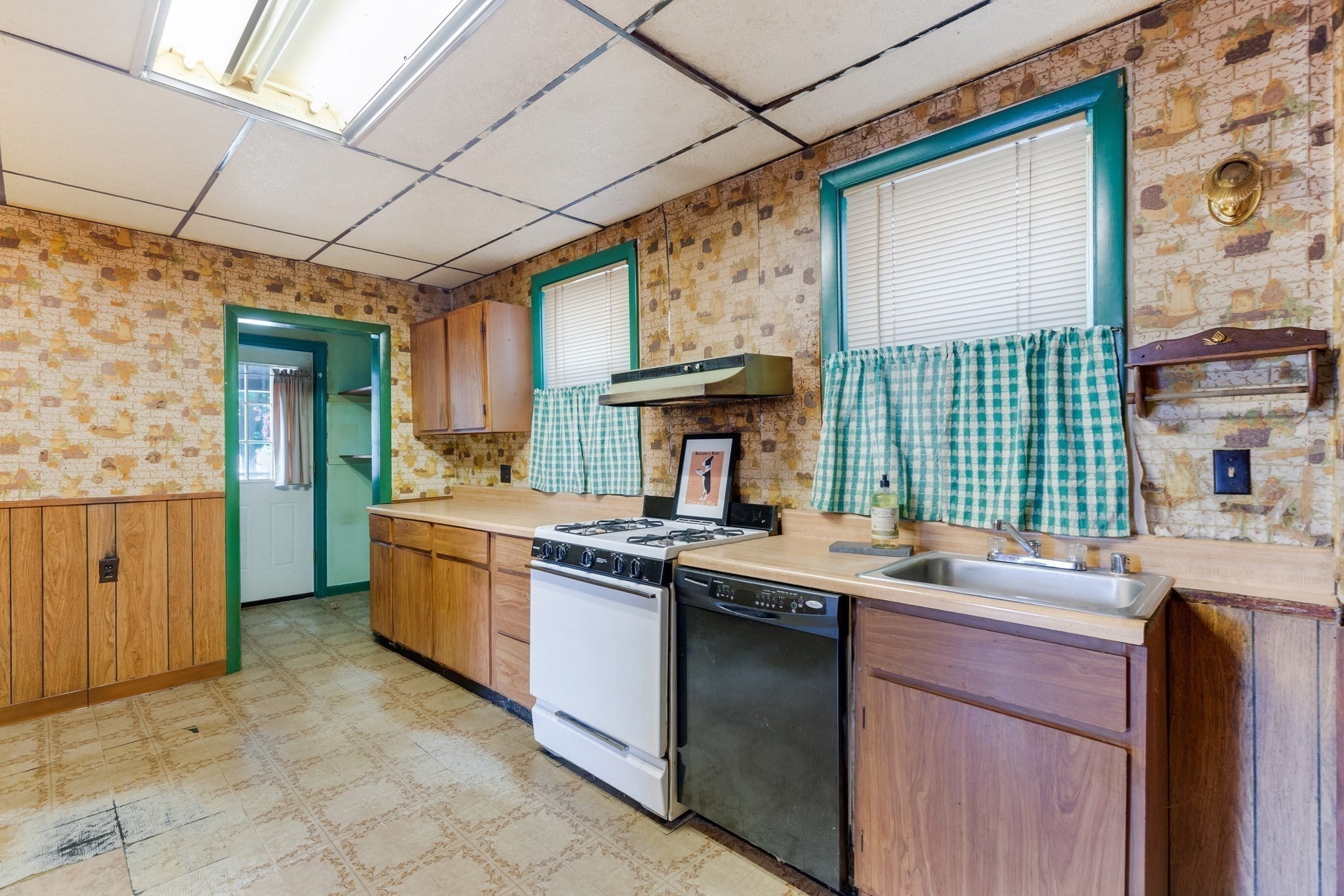 44 Sheridan Ave, Medford, MA, 44 Sheridan Ave, Medford, MA Photo #6
