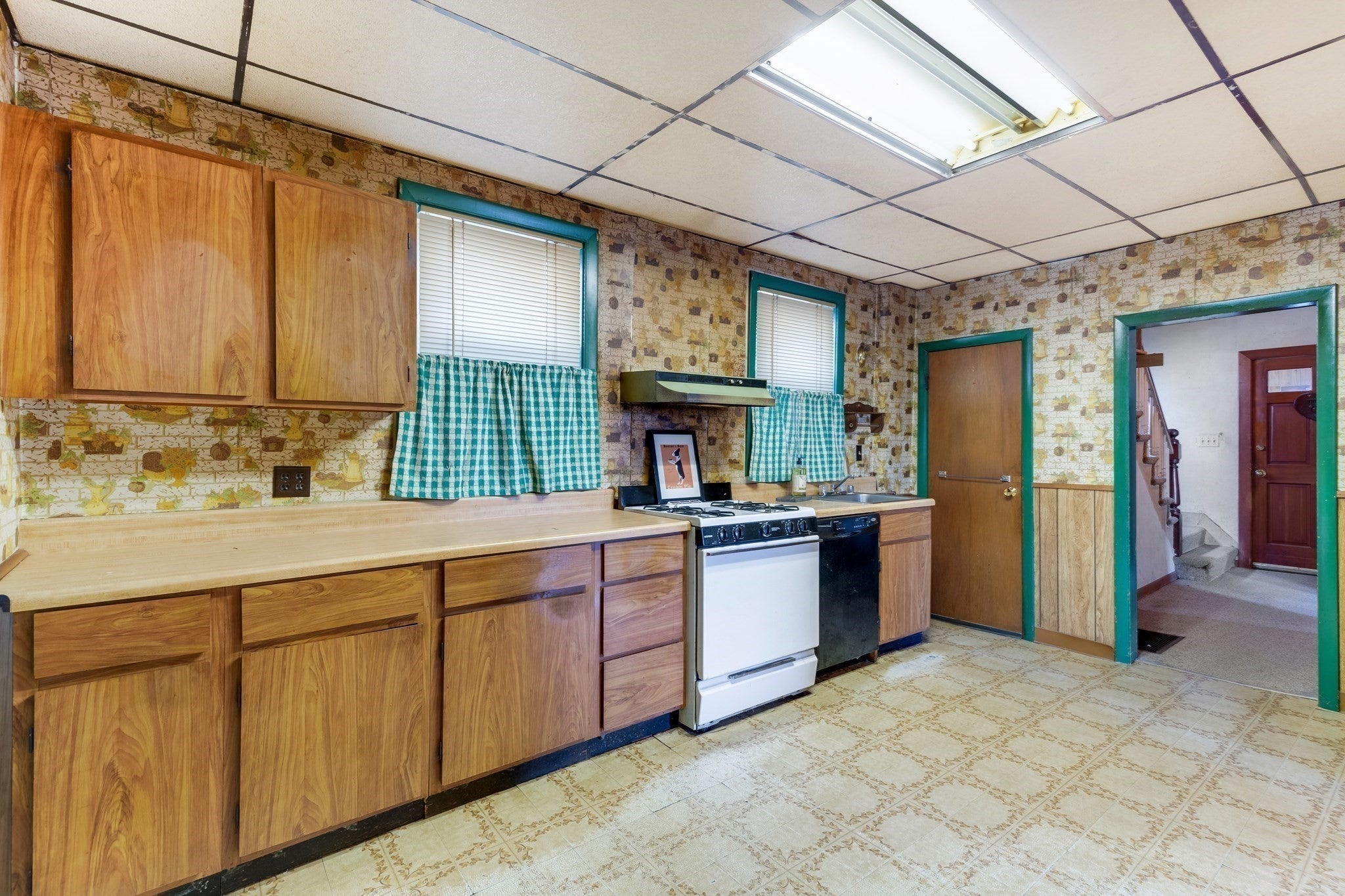 44 Sheridan Ave, Medford, MA, 44 Sheridan Ave, Medford, MA Photo #4