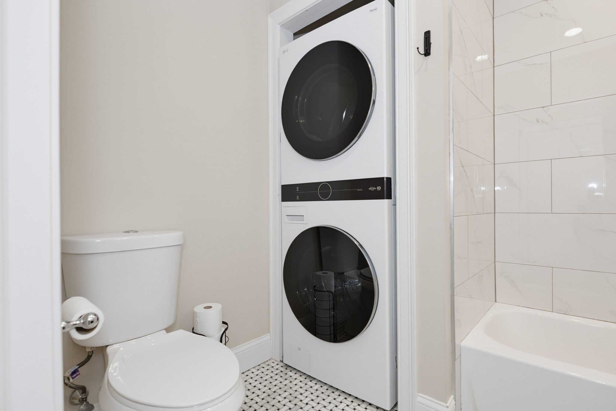 1048 Saratoga Street #2, Boston, MA Photo #31