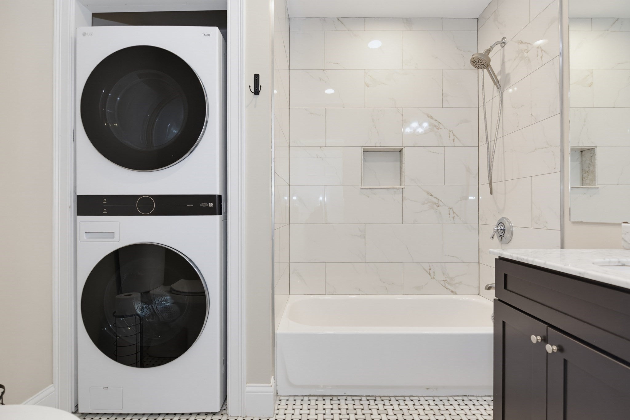 1048 Saratoga Street #2, Boston, MA Photo #30