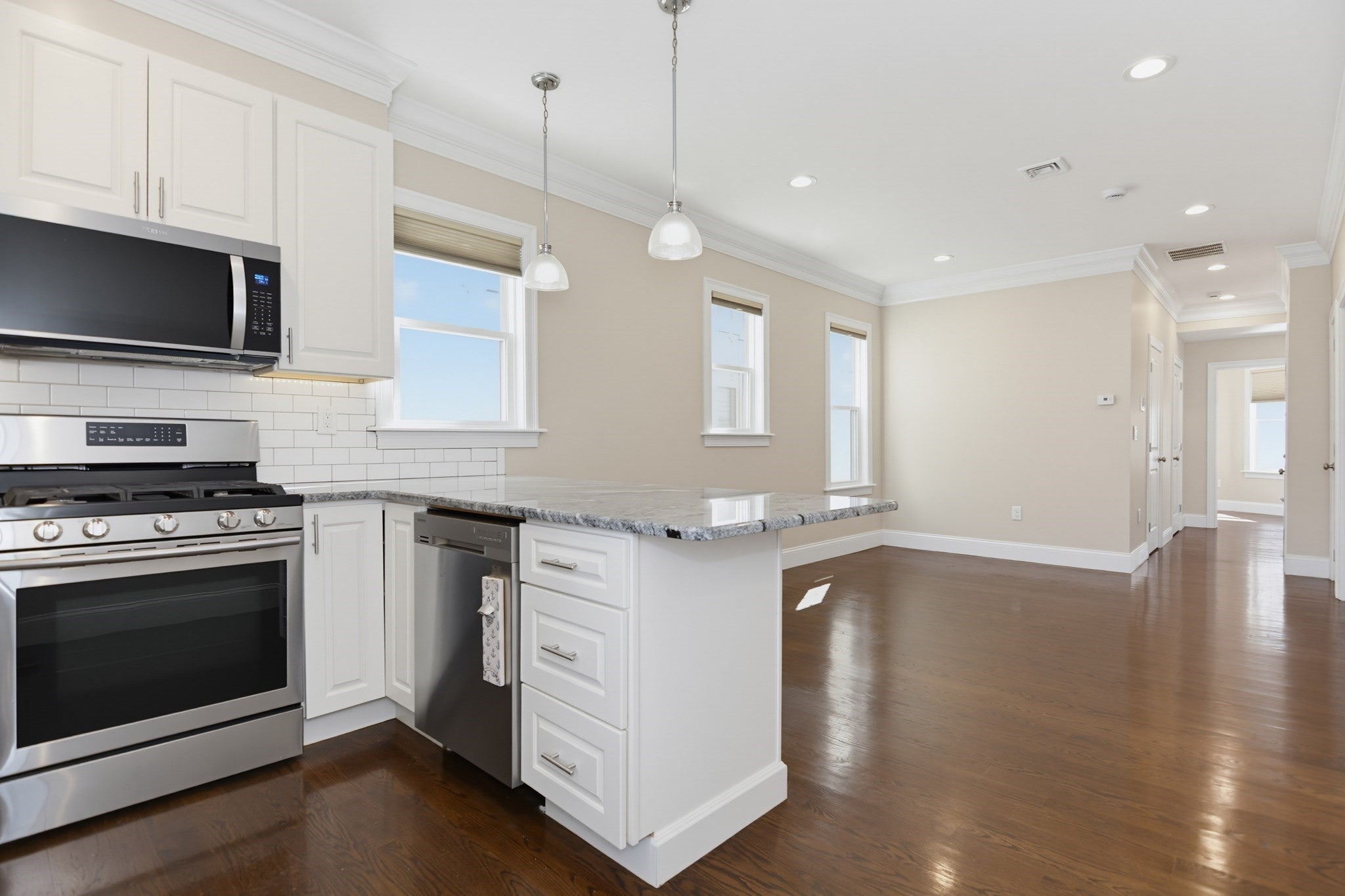 1048 Saratoga Street #2, Boston, MA Photo #21