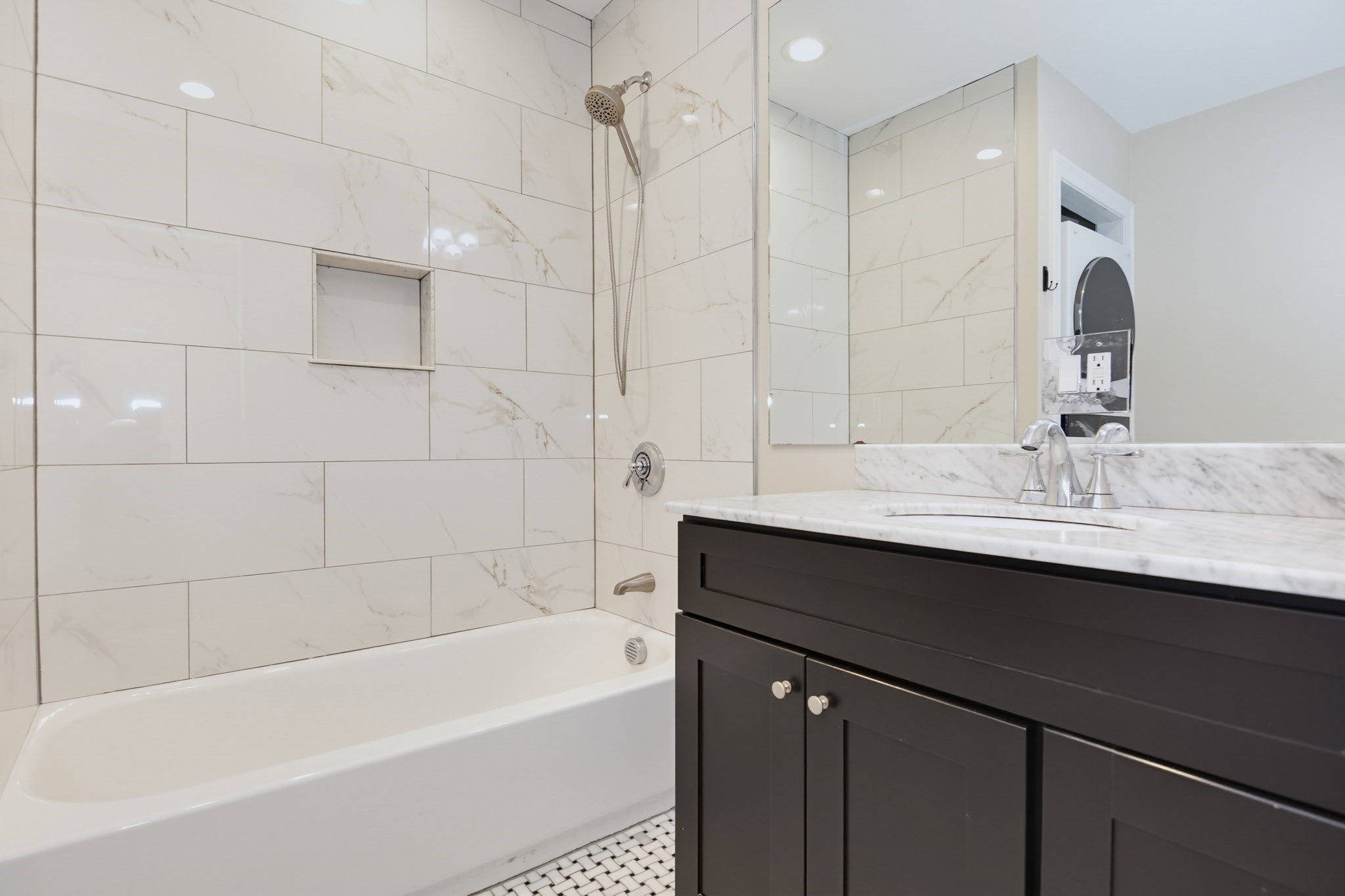 1048 Saratoga Street #2, Boston, MA Photo #32