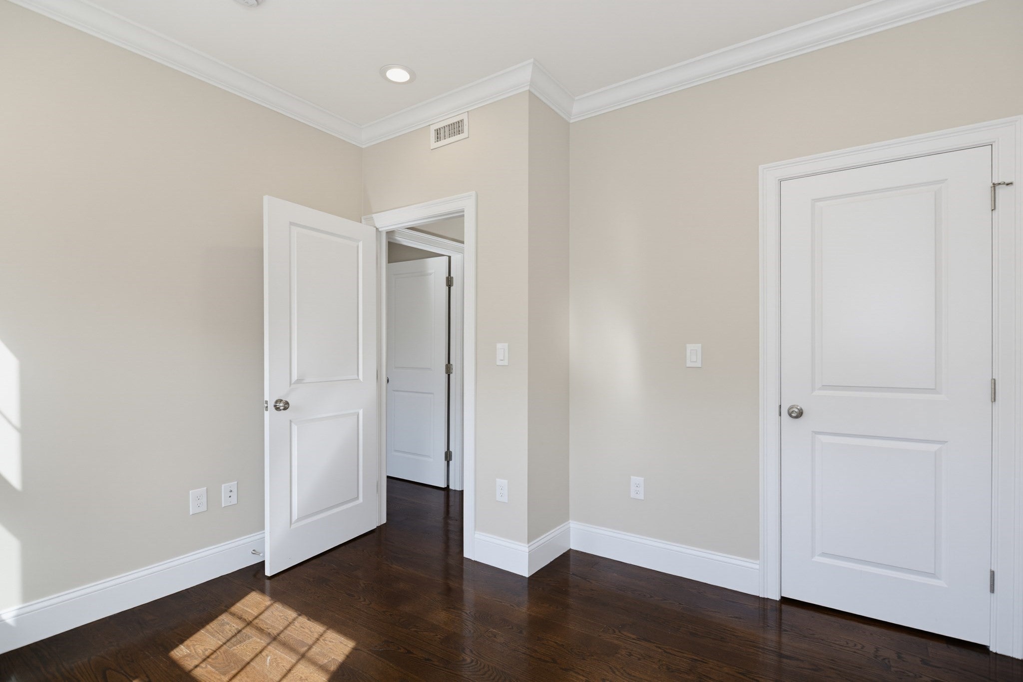 1048 Saratoga Street #2, Boston, MA Photo #37