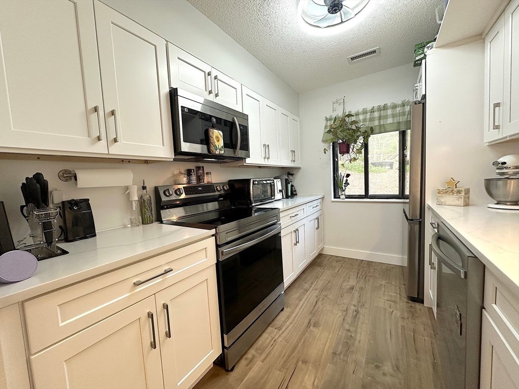 23 Highwood Drive #23, Franklin, MA Photo #5