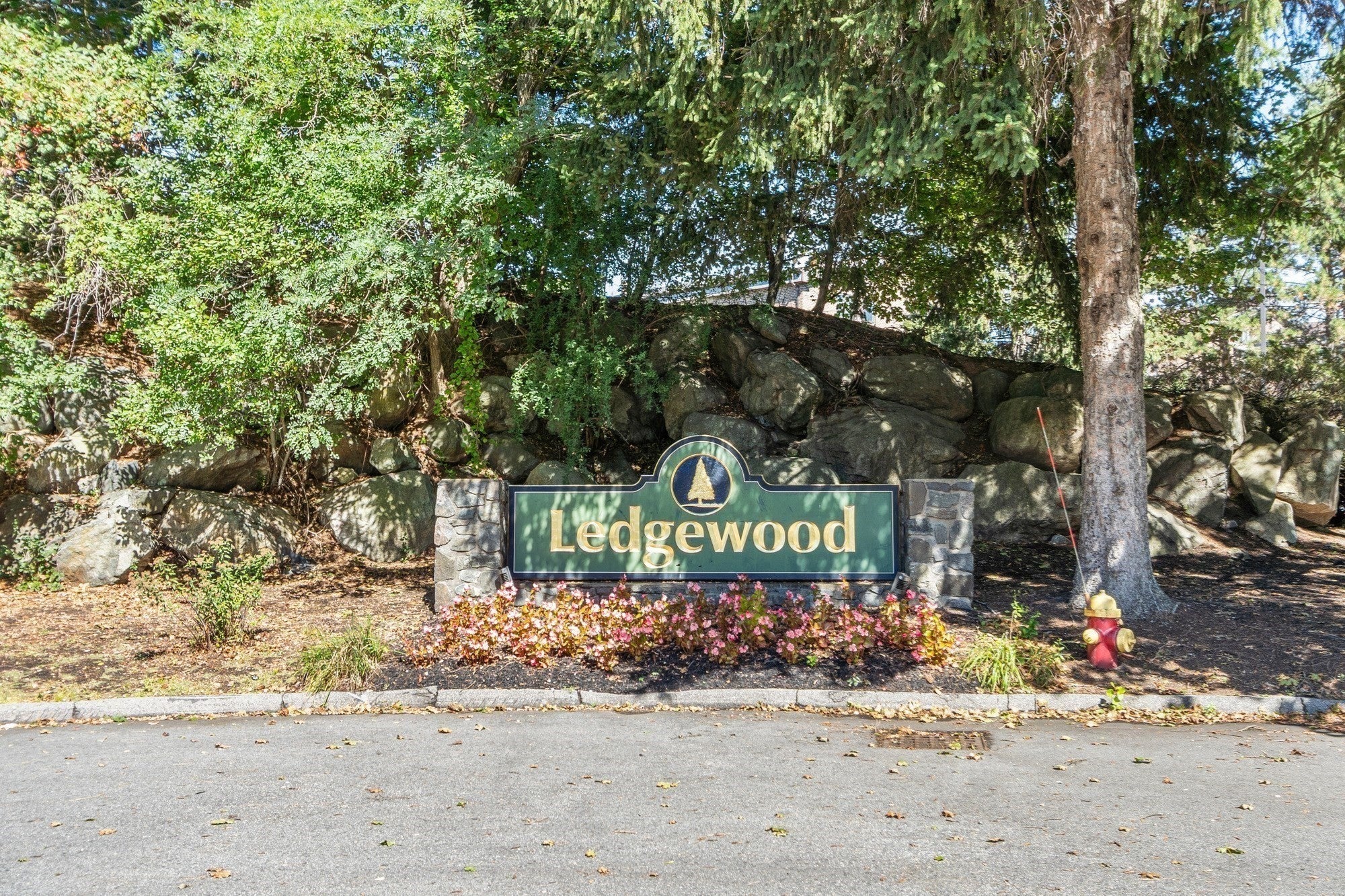 10 Ledgewood Way 10, Peabody MA 01960