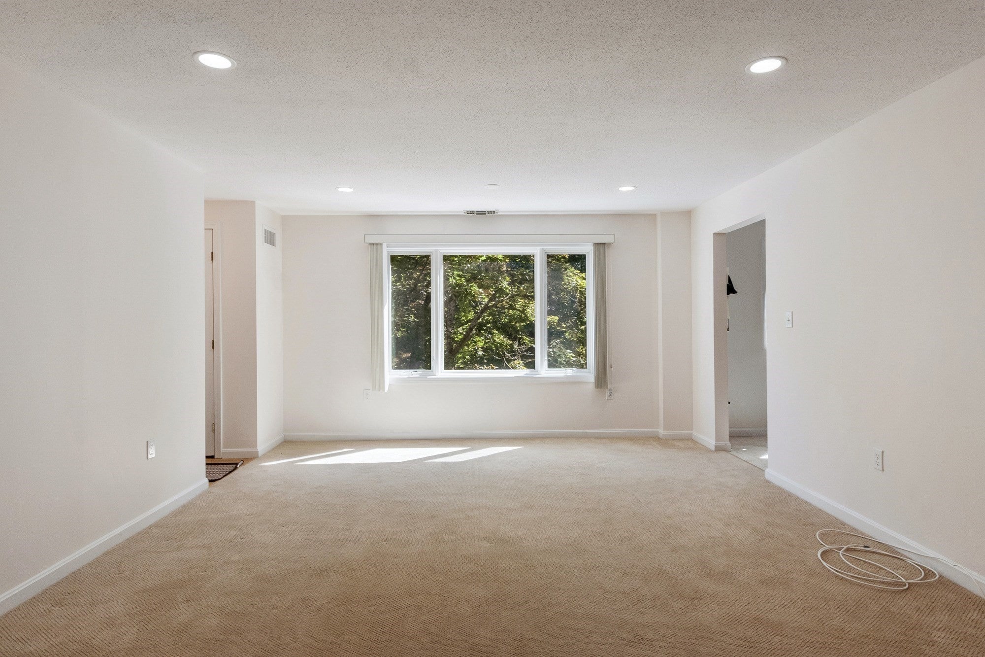 10 Ledgewood Way #10, Peabody, MA, 10 Ledgewood Way #10, Peabody, MA Photo #10