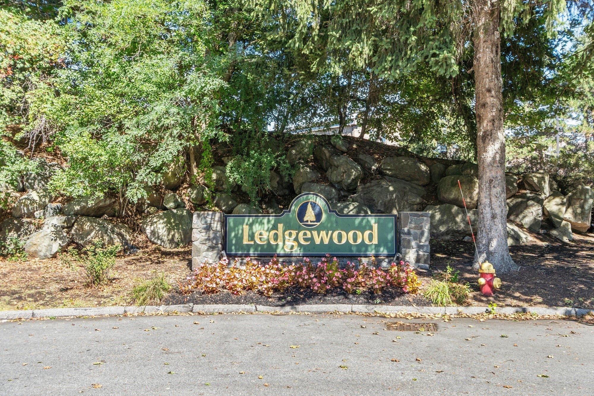 10 Ledgewood Way #10, Peabody, MA, 10 Ledgewood Way #10, Peabody, MA Photo #2