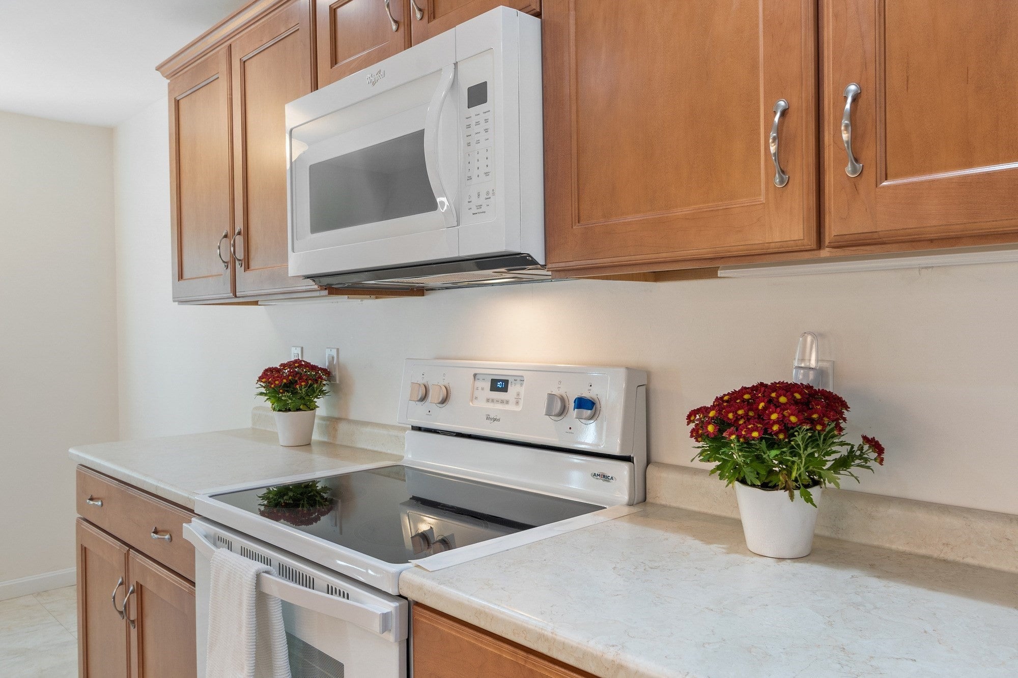 10 Ledgewood Way #10, Peabody, MA, 10 Ledgewood Way #10, Peabody, MA Photo #15