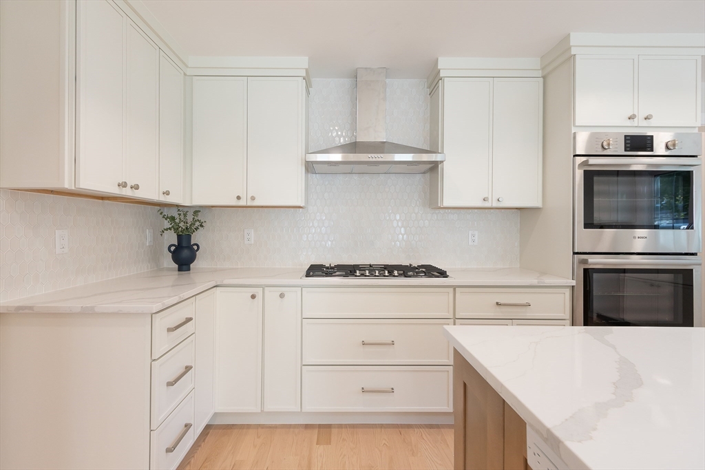 Natick, Massachusetts 01760, United States, 6 Bedrooms Bedrooms, ,6 BathroomsBathrooms,Residential,Active,222679