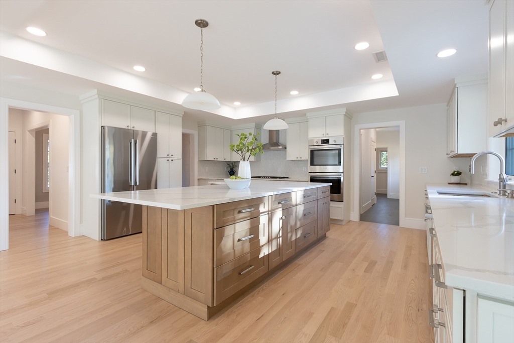 Natick, Massachusetts 01760, United States, 6 Bedrooms Bedrooms, ,6 BathroomsBathrooms,Residential,Active,222679