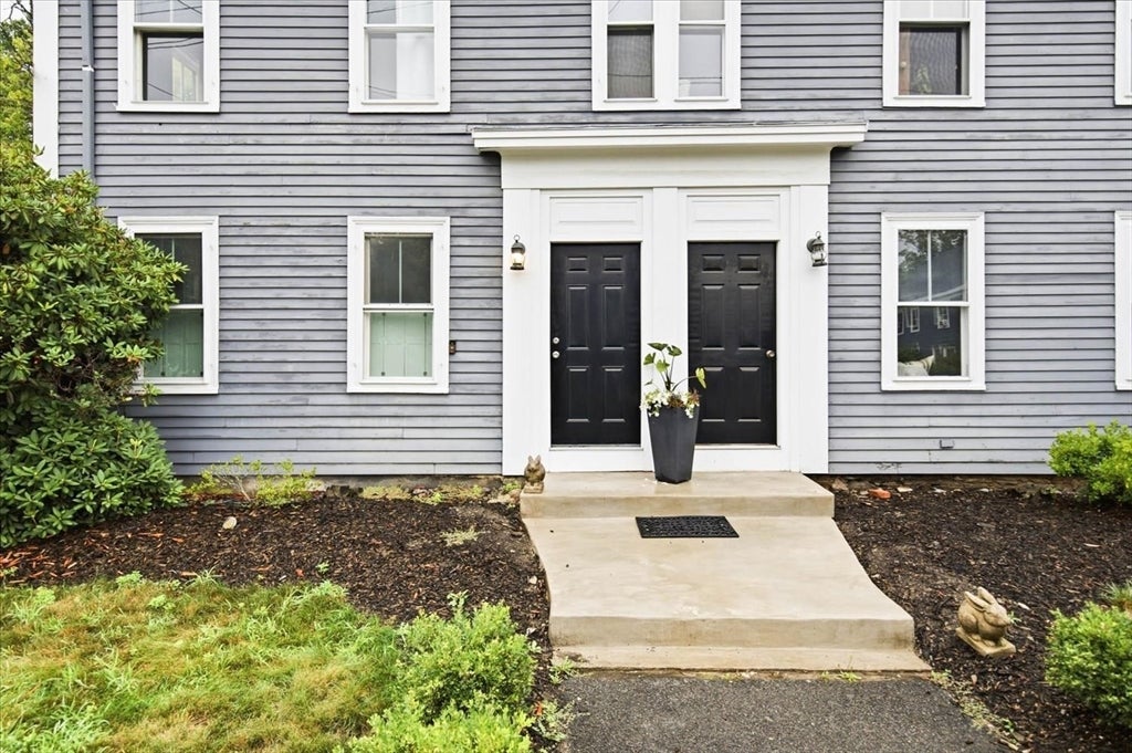 390 Main Street #A, West Newbury, MA, 390 Main Street #A, West Newbury, MA Photo #2