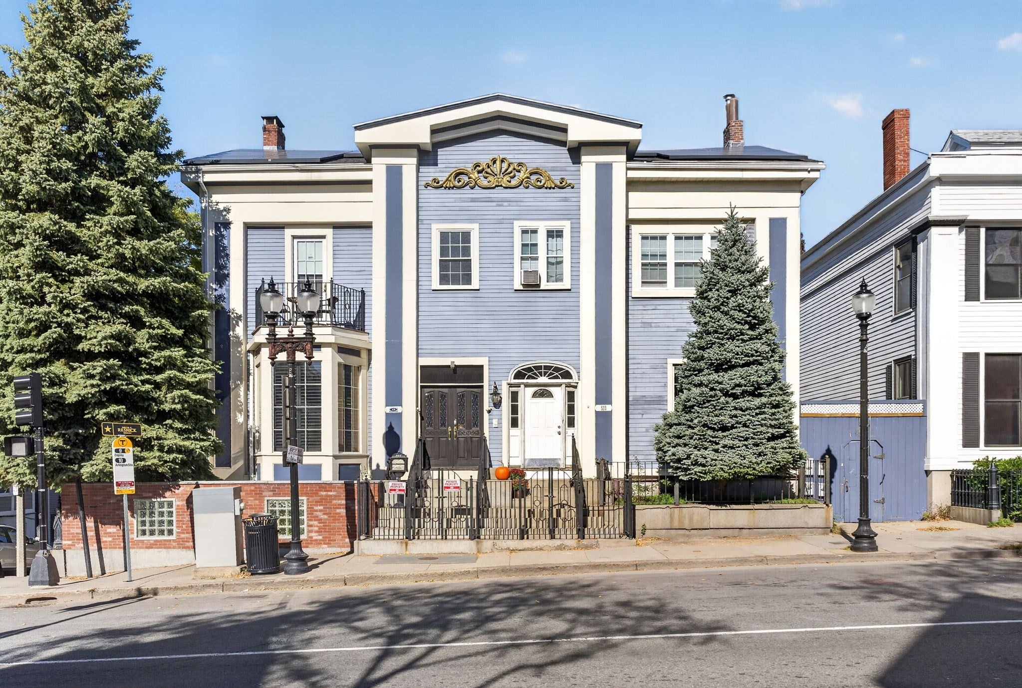 Photo of 510 E Broadway, Boston, MA