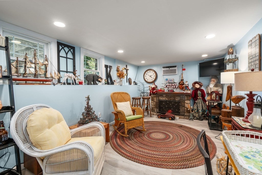 332 Commercial Street, Weymouth, MA, 332 Commercial Street, Weymouth, MA Photo #10