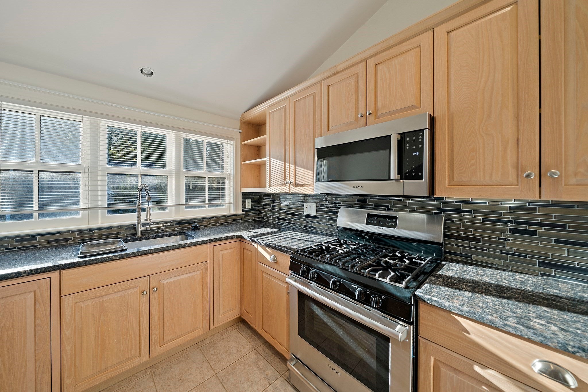 90 Highland Ave #2, Newton, MA, 90 Highland Ave #2, Newton, MA Photo #6
