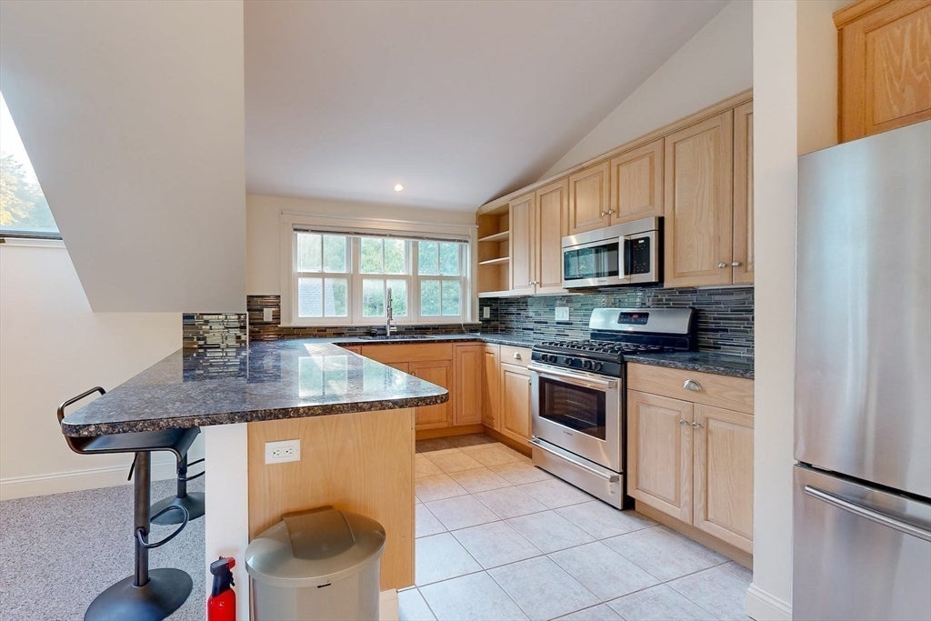 90 Highland Ave #2, Newton, MA Photo #5