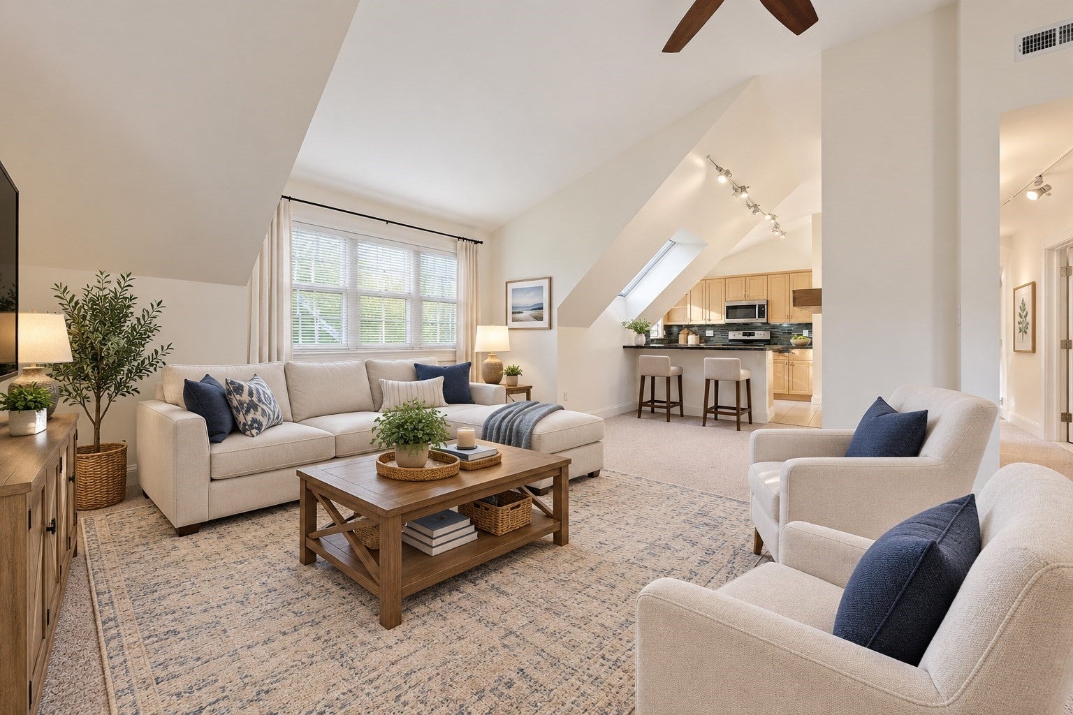 90 Highland Ave #2, Newton, MA, 90 Highland Ave #2, Newton, MA Photo #2