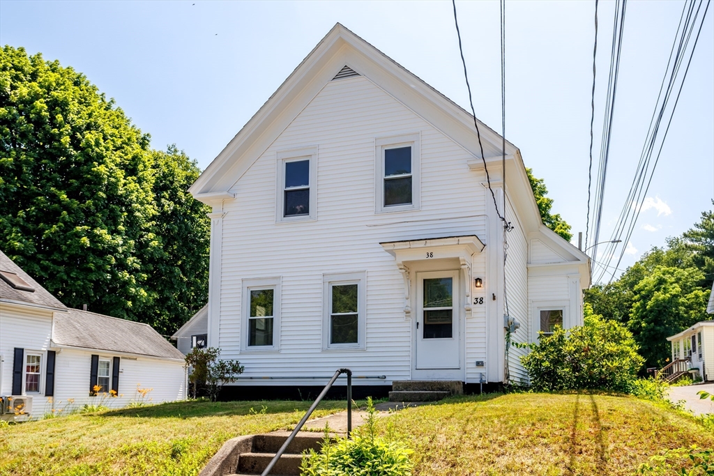 38 Cottage Street