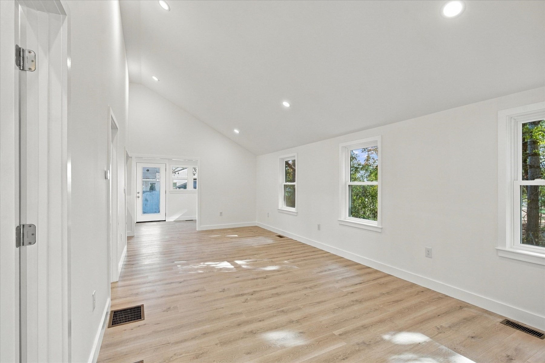 11 Monack Rd, Wareham, MA, 11 Monack Rd, Wareham, MA Photo #6