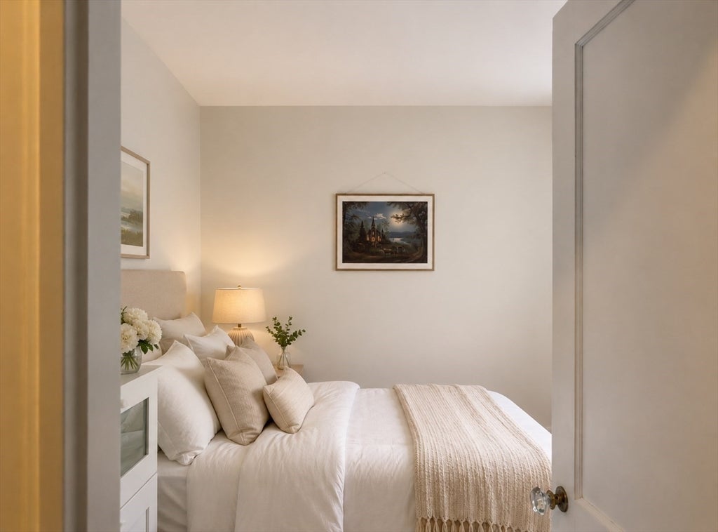772 Centre St #1, Boston, MA, 772 Centre St #1, Boston, MA Photo #7