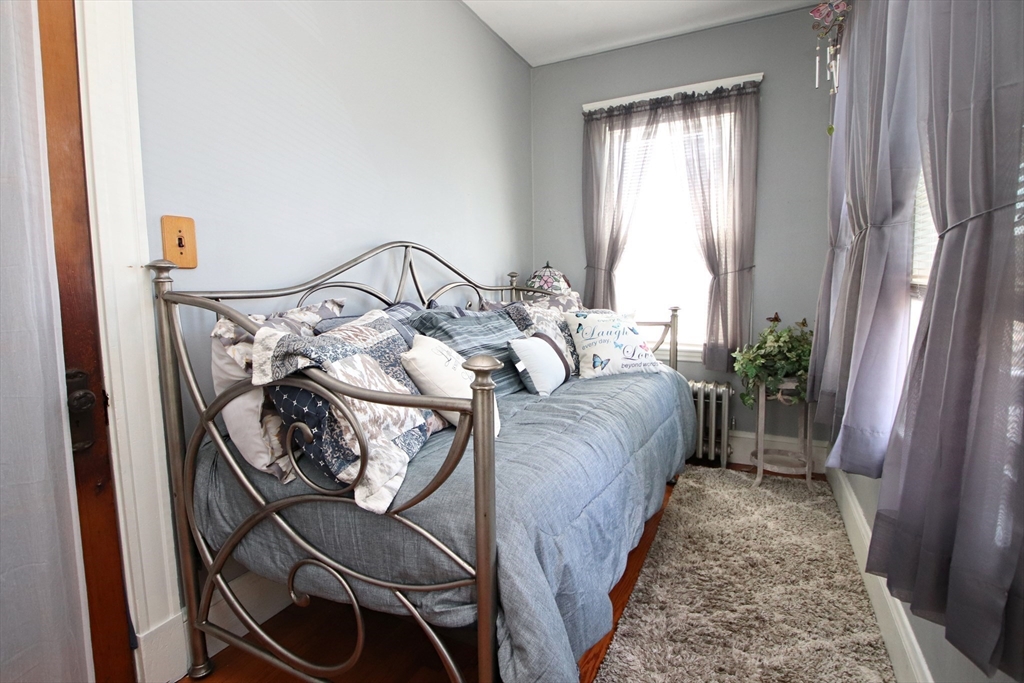 Saugus, Massachusetts 01906, United States, 3 Bedrooms Bedrooms, ,1 BathroomBathrooms,Residential,Active,167838