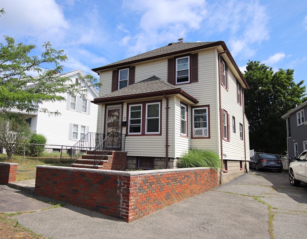 Saugus, Massachusetts 01906, United States, 3 Bedrooms Bedrooms, ,1 BathroomBathrooms,Residential,Active,167838