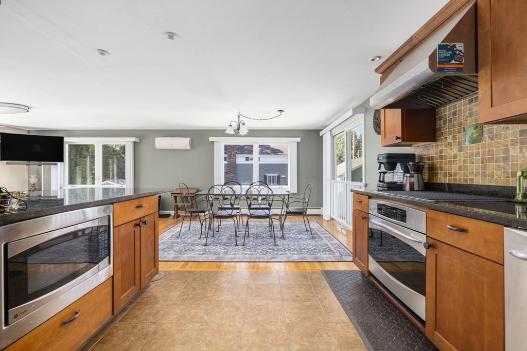 79 Reservoir St