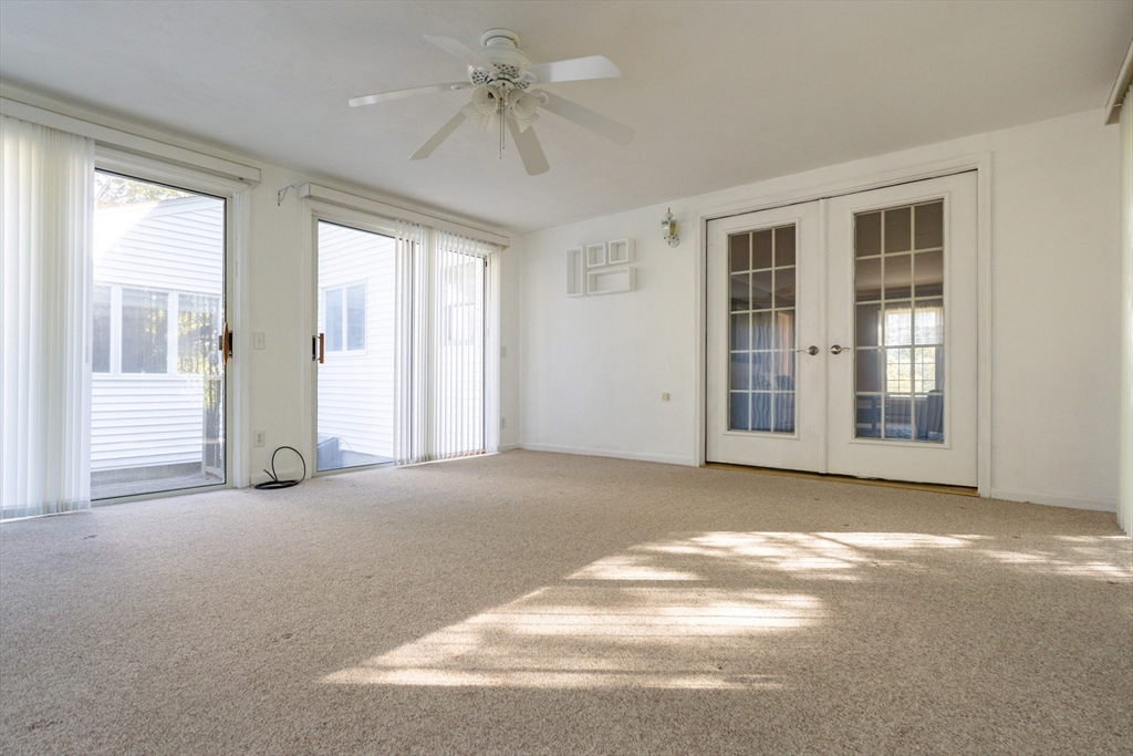 West Boylston, Massachusetts 01583, United States, 3 Bedrooms Bedrooms, ,3 BathroomsBathrooms,Residential,Active,226103