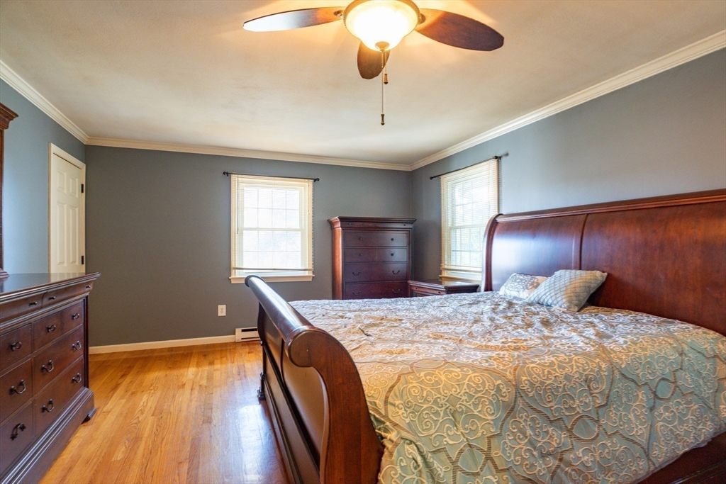 West Boylston, Massachusetts 01583, United States, 3 Bedrooms Bedrooms, ,3 BathroomsBathrooms,Residential,Active,226103