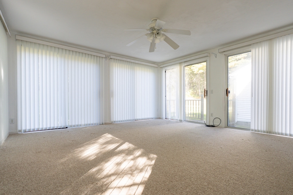 West Boylston, Massachusetts 01583, United States, 3 Bedrooms Bedrooms, ,3 BathroomsBathrooms,Residential,Active,226103