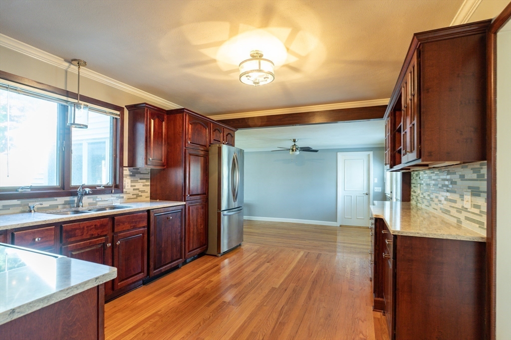 West Boylston, Massachusetts 01583, United States, 3 Bedrooms Bedrooms, ,3 BathroomsBathrooms,Residential,Active,226103