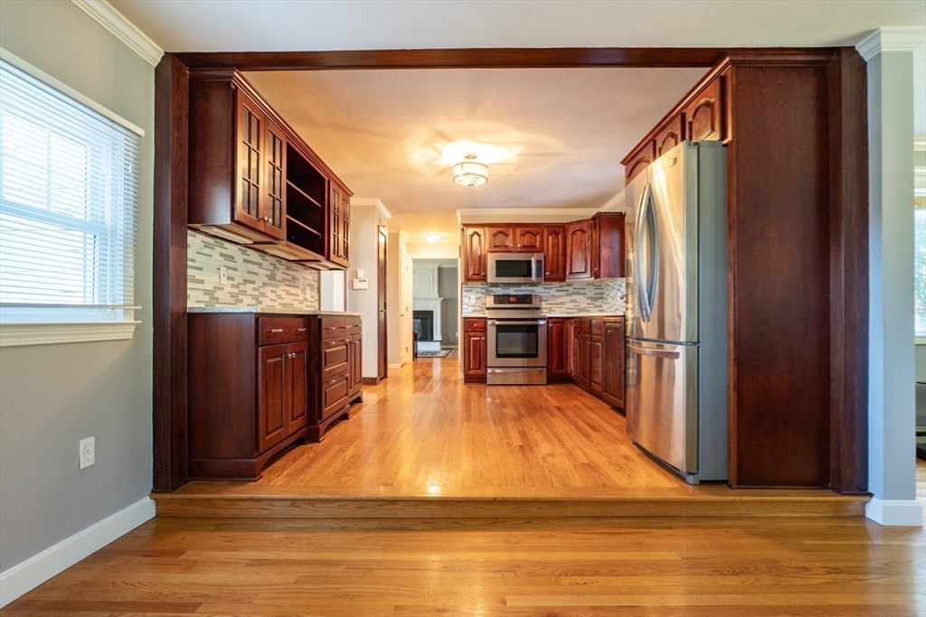 West Boylston, Massachusetts 01583, United States, 3 Bedrooms Bedrooms, ,3 BathroomsBathrooms,Residential,Active,226103