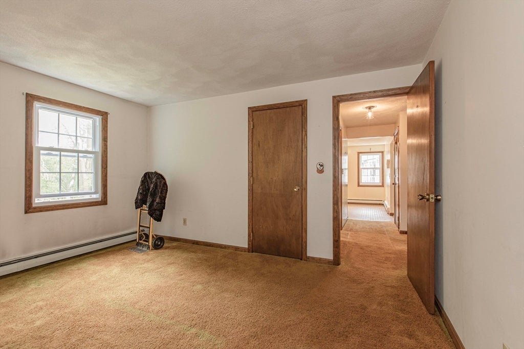 27 Sylvanus Wood Ln, Woburn, MA Photo #16