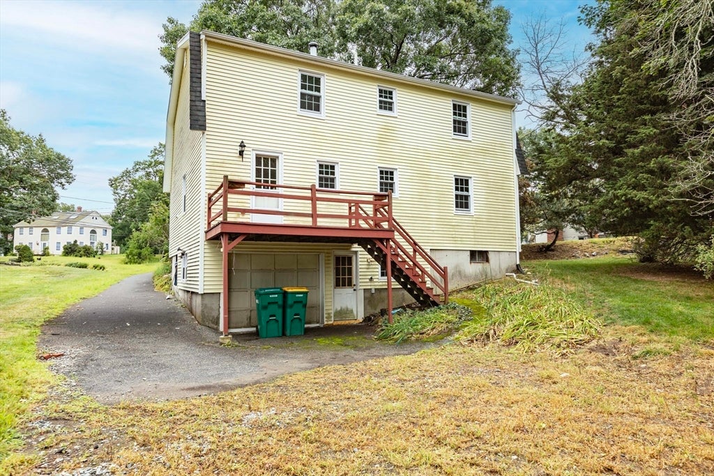 27 Sylvanus Wood Ln, Woburn, MA Photo #31