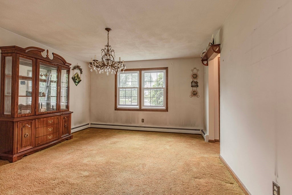 27 Sylvanus Wood Ln, Woburn, MA Photo #6