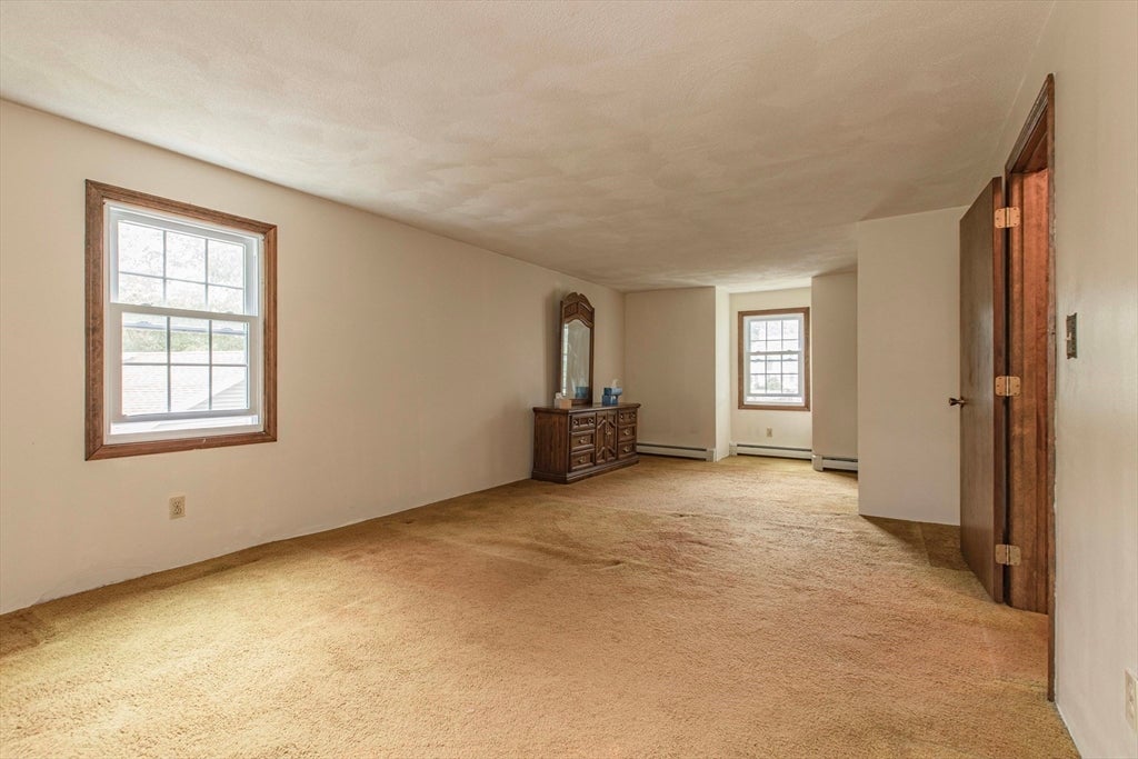 27 Sylvanus Wood Ln, Woburn, MA Photo #26