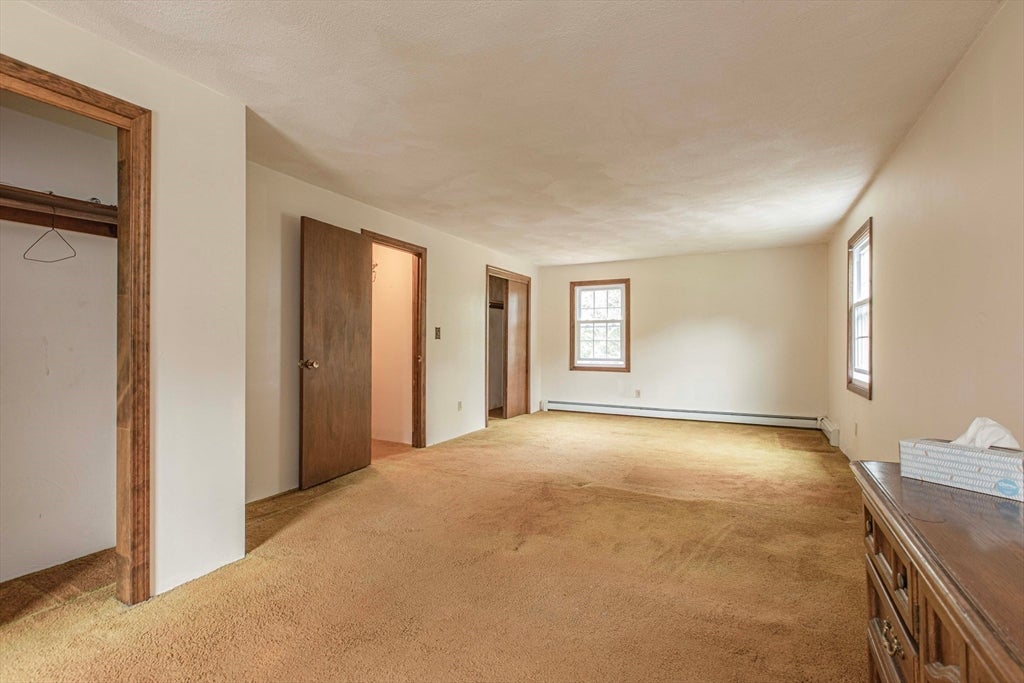 27 Sylvanus Wood Ln, Woburn, MA Photo #25
