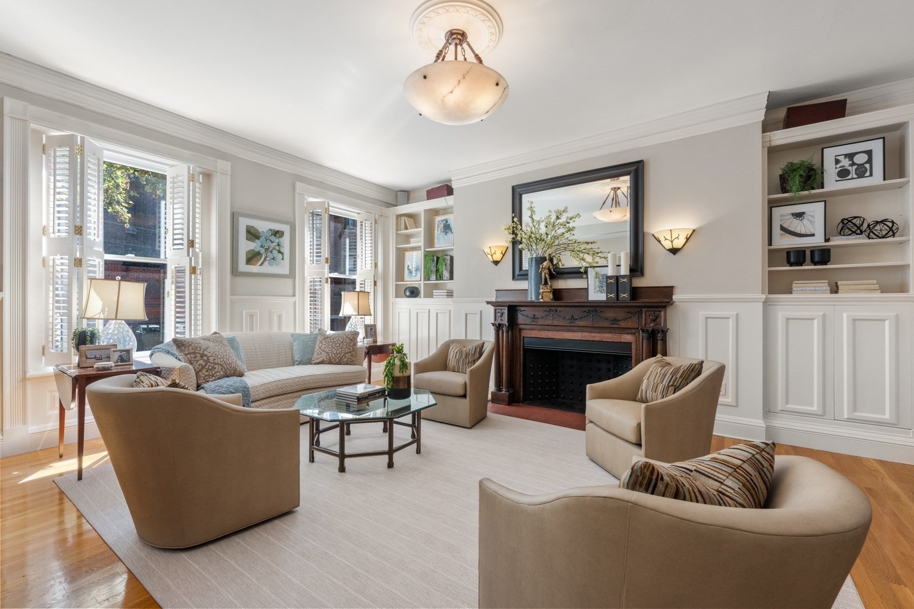 398 Marlborough St 1