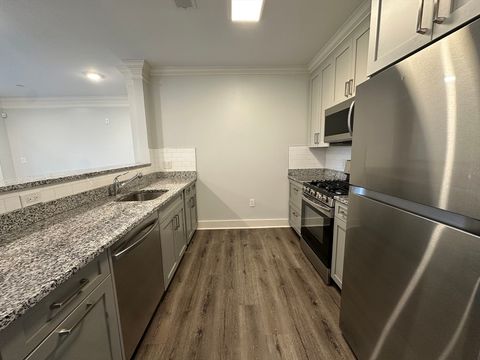 17 Hennery Way 17J Medfield MA 02052