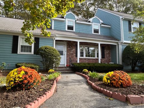 31 Drummer Road 31 Acton MA 01718